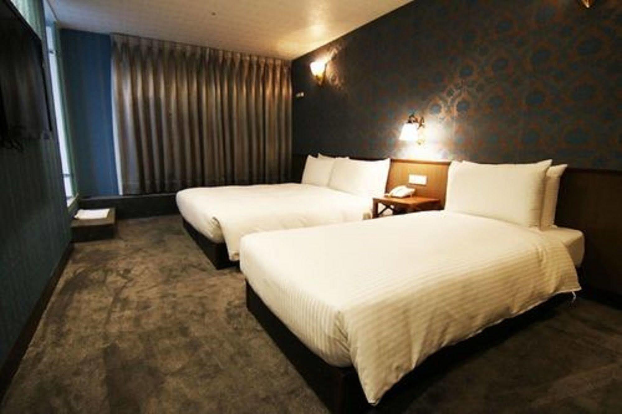 Hotel 6 - Zhonghua Taipei Eksteriør billede